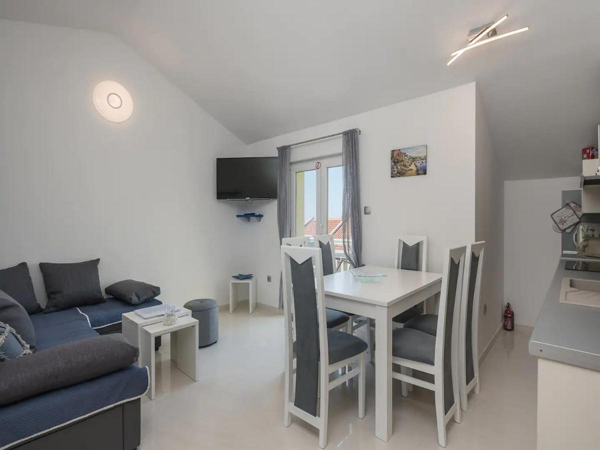 Soleil Apartment